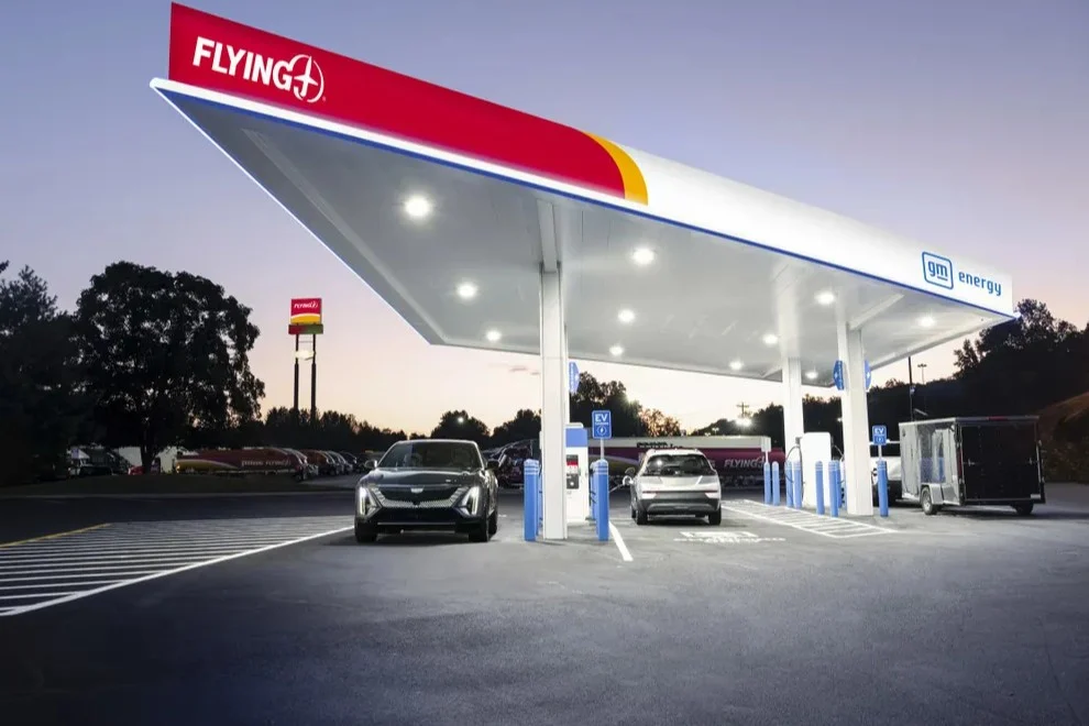 Pilot Expands U.S. EV Fast-Charging Network to More Than 300 Locations