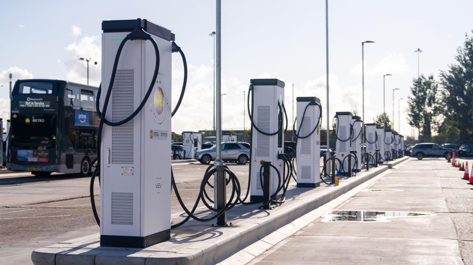 VEV Completes Charging Infrastructure for 100+ Electric Buses at Stagecoach Depot