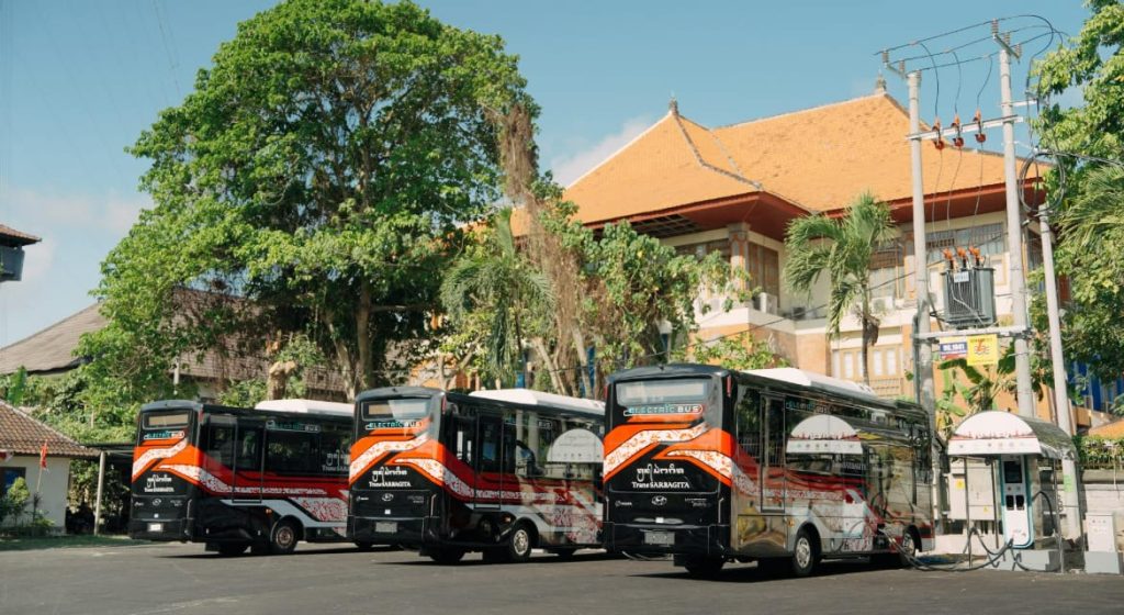 Hyundai Supplies 11 County EV Buses for Bali’s First Electric Public Transport Scheme