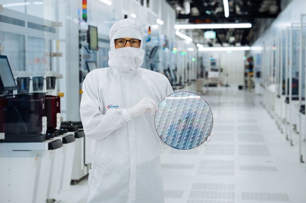 Infineon to Invest €1.1 Billion in 300-mm GaN Chip Production in Austria