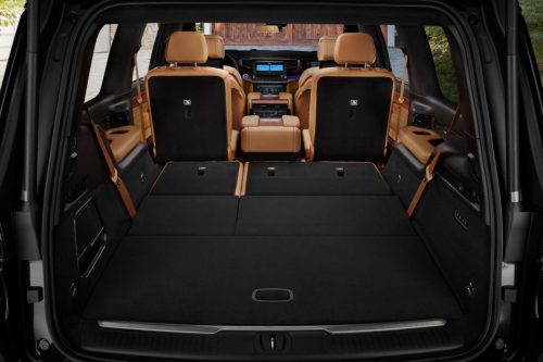 2026 Jeep Grand Wagoneer REEV (18)