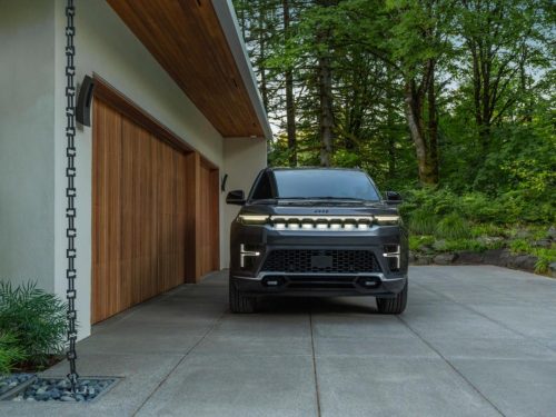 2026 Jeep Grand Wagoneer REEV (31)