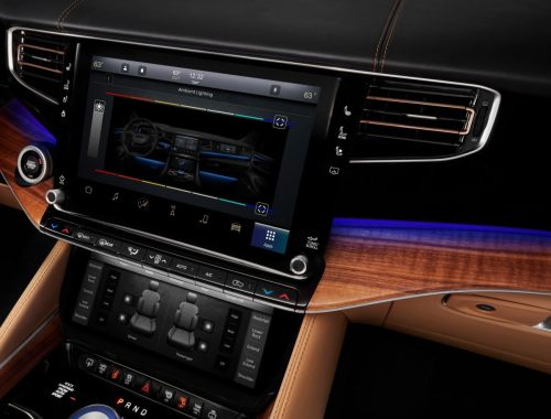 2026 Jeep Grand Wagoneer REEV (35)
