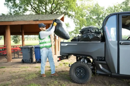 GEM-eX-MY26-Park-Garbage-grass-load