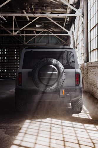 SUV-Rear web