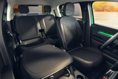 renault-twingo-e-tech-electric-premiere-2025-04-1400x933.jpg