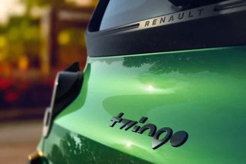 renault-twingo-e-tech-electric-premiere-2025-12-1400x933.jpg