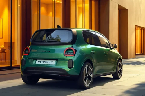 renault-twingo-e-tech-electric-premiere-2025-15-1400x933.jpg