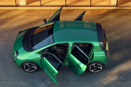 renault-twingo-e-tech-electric-premiere-2025-16-1400x933.jpg